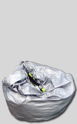 シルバーデカバッグ